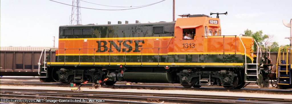 BNSF GP7u 1313